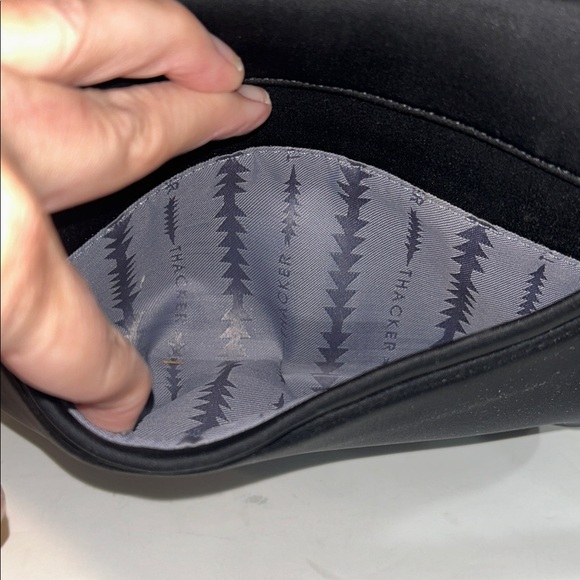 Thacker Salinas Sling Bag - Picture 10 of 15